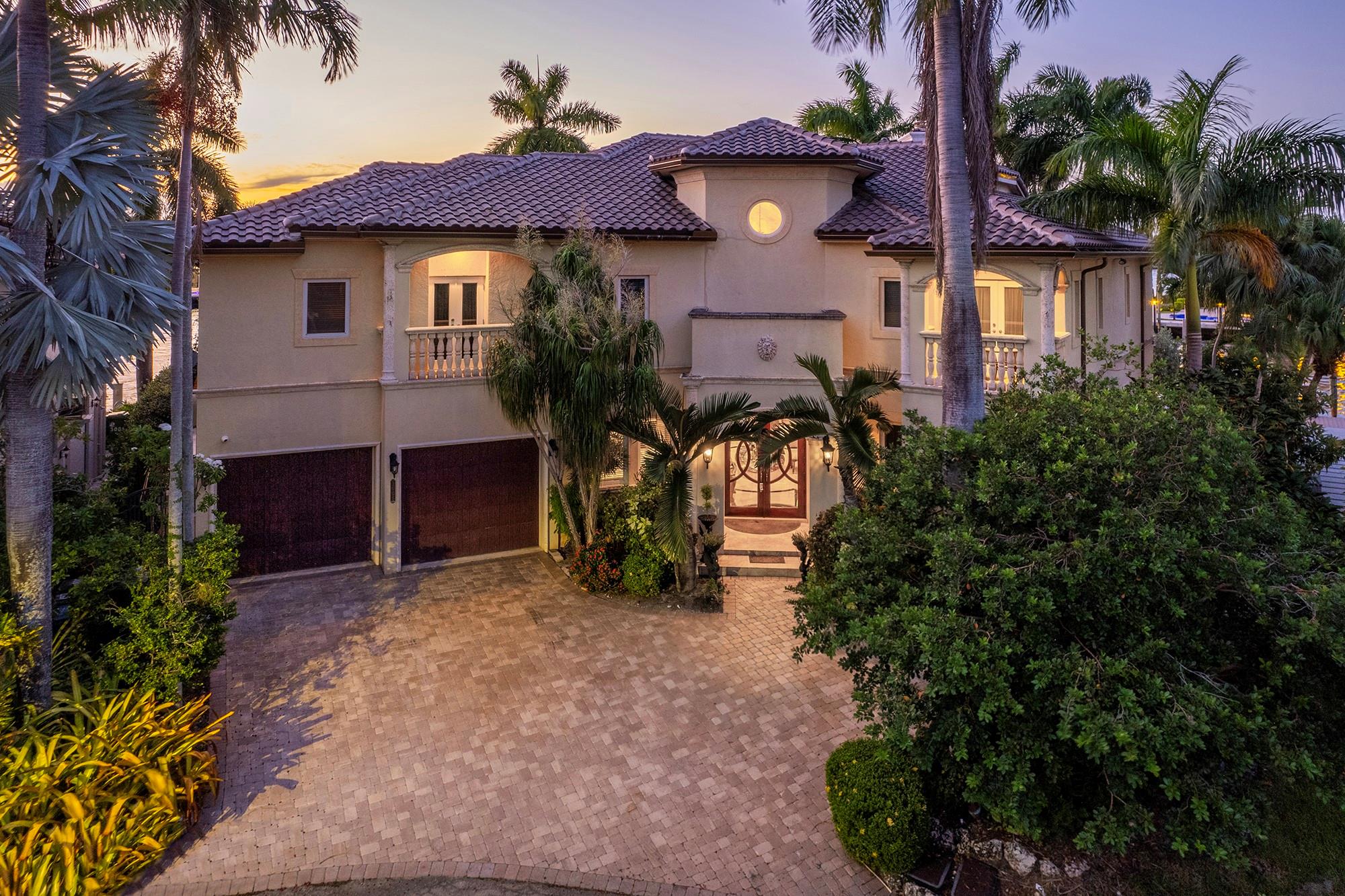 3005 NE 19th St, Fort Lauderdale, FL, 33305/$45,000 2 3005 NE 19th St