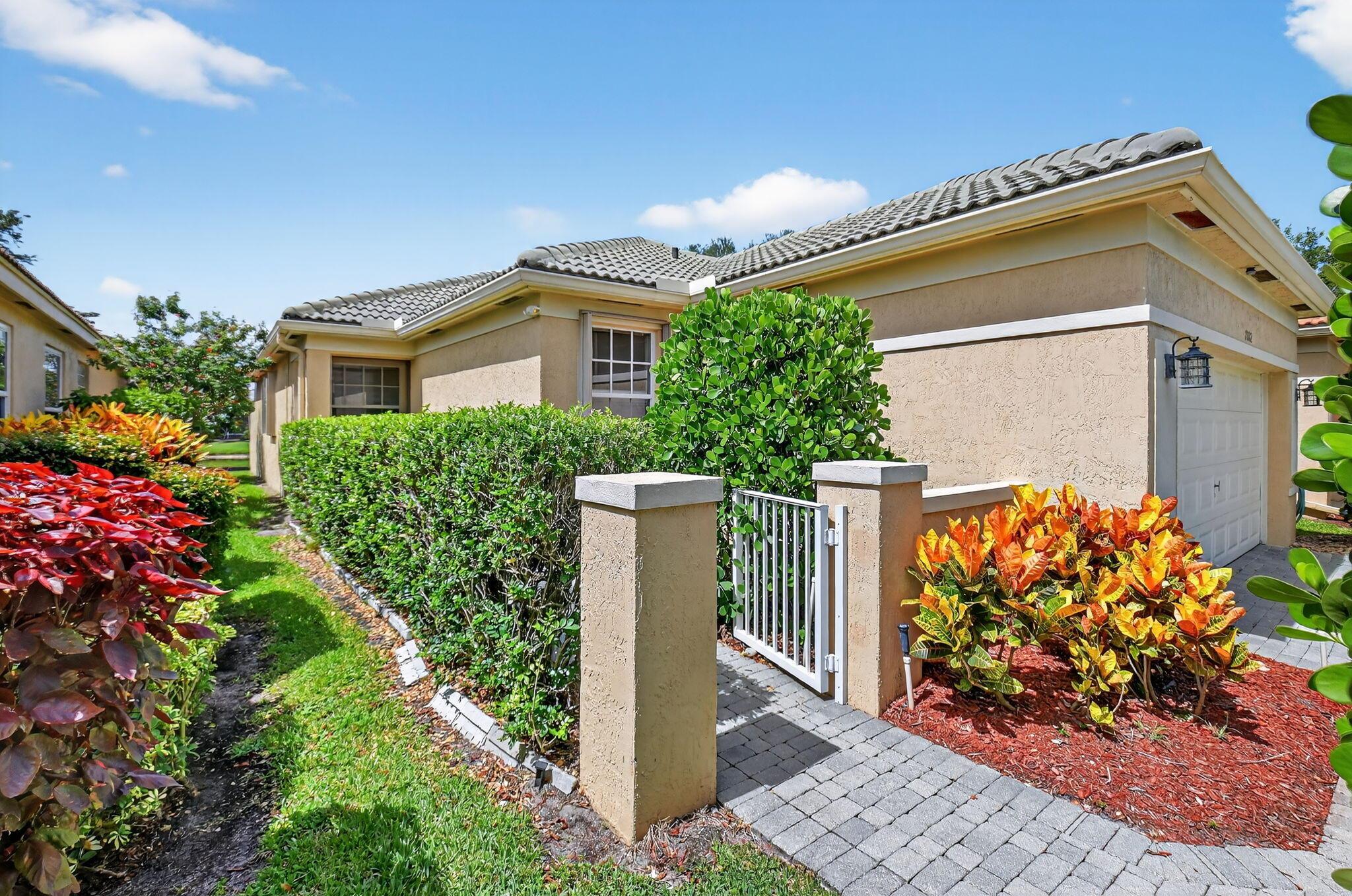 7082 Del Corso Lane