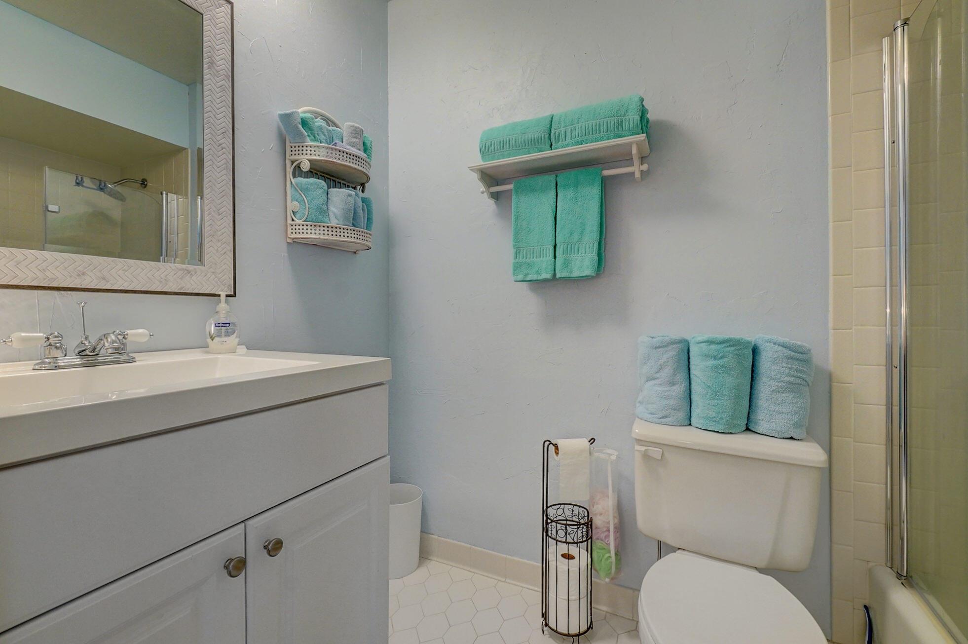 RIVERBEND CONDO - Residential