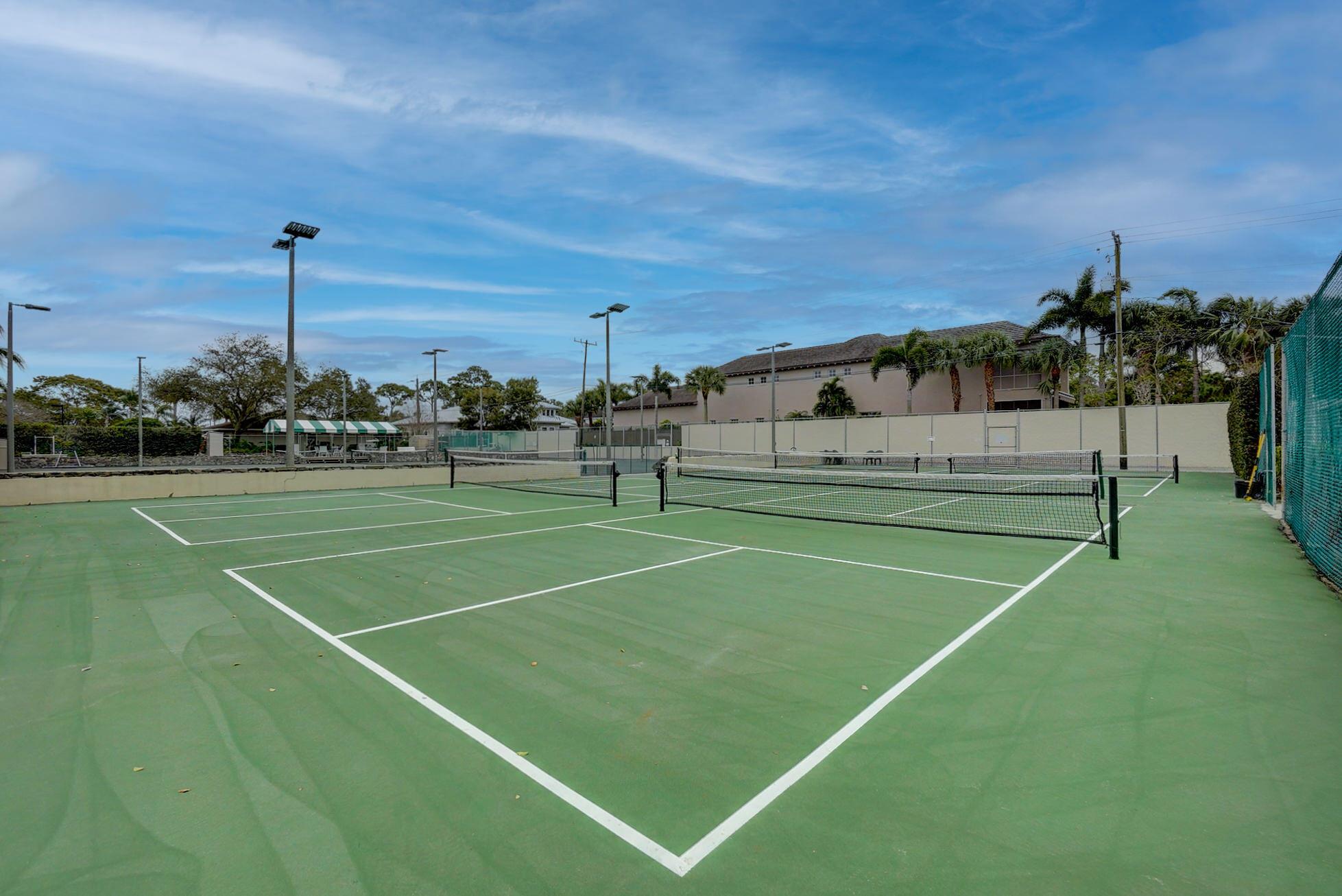 RIVERBEND CONDO - Residential