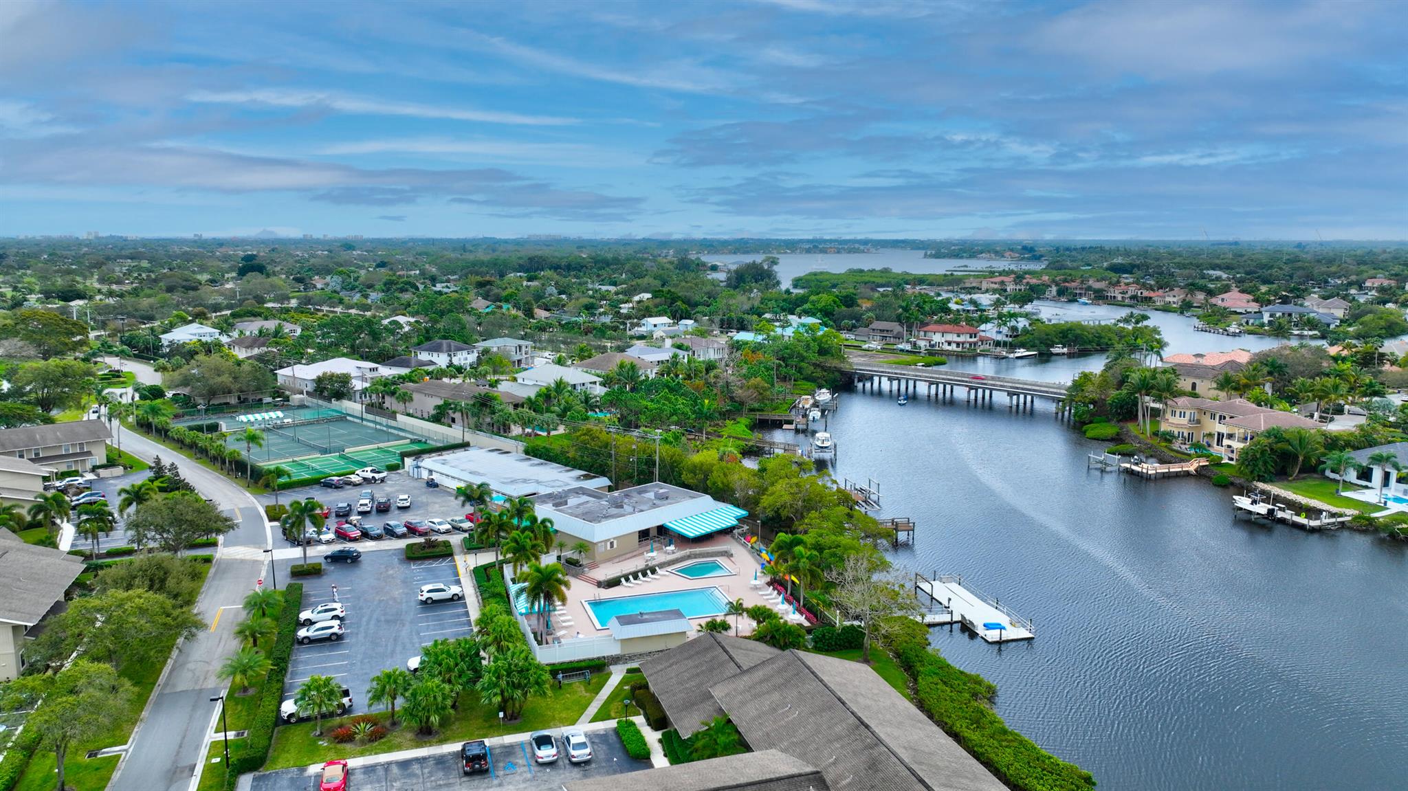 RIVERBEND CONDO - Residential