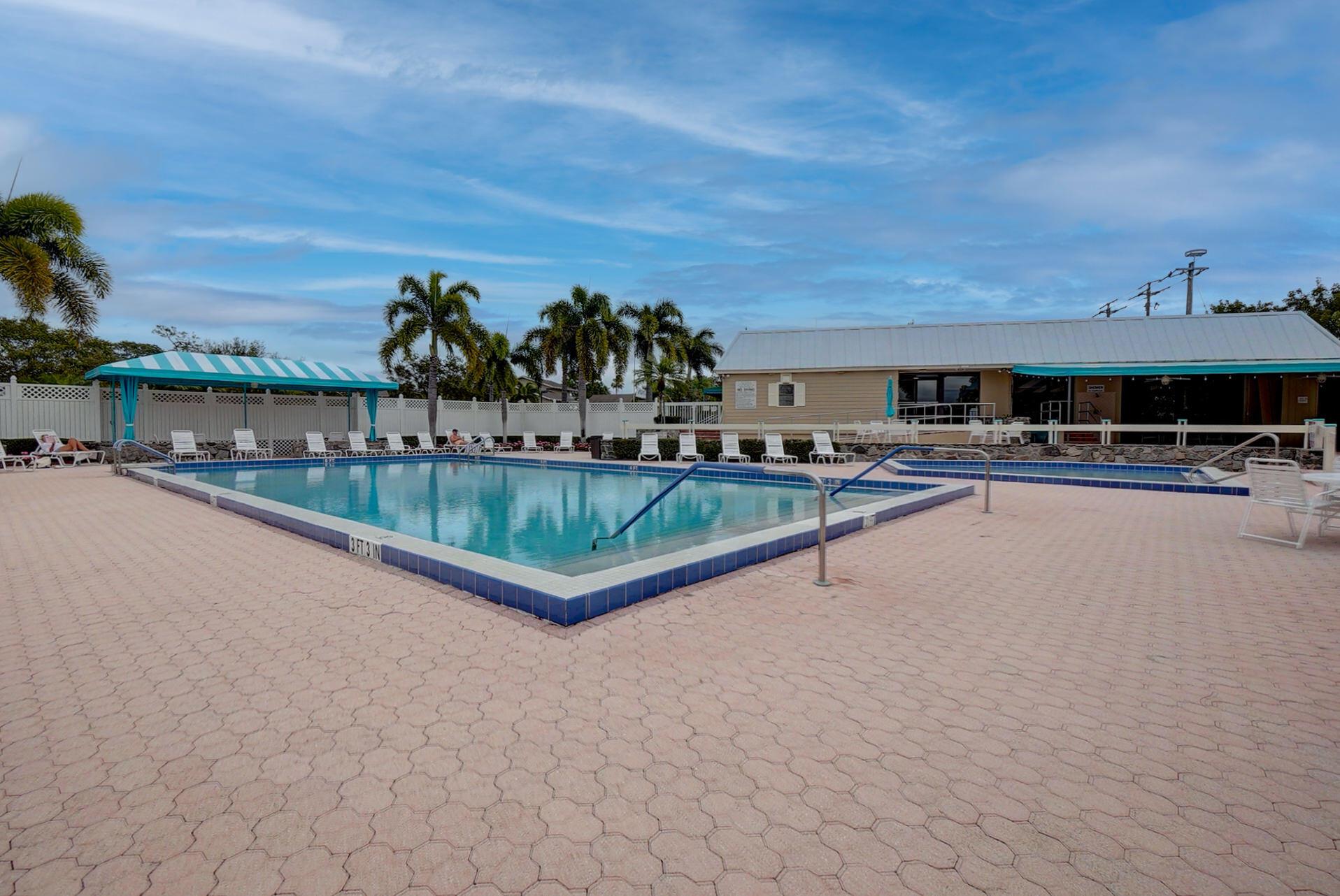 RIVERBEND CONDO - Residential