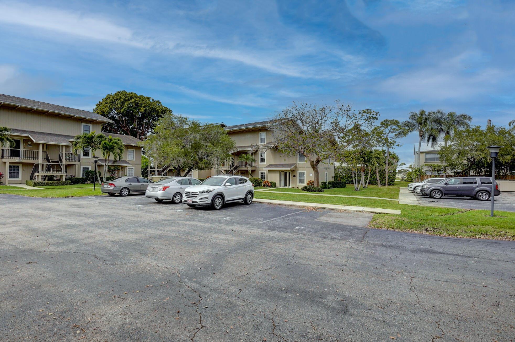 RIVERBEND CONDO - Residential