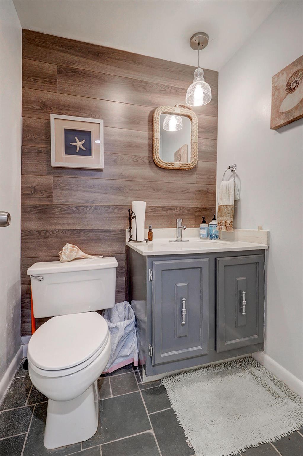 RIVERBEND CONDO - Residential