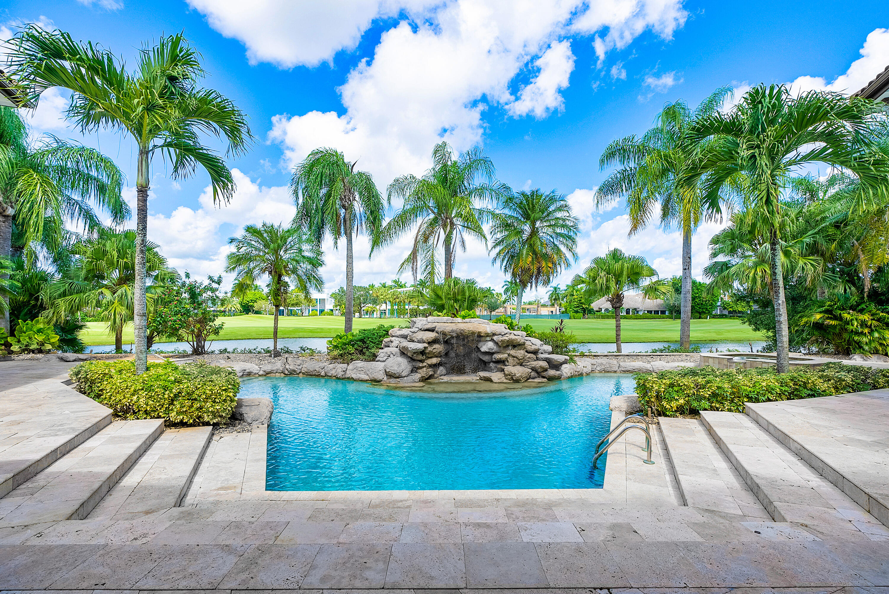 ST ANDREWS COUNTRY CLUB - Residential