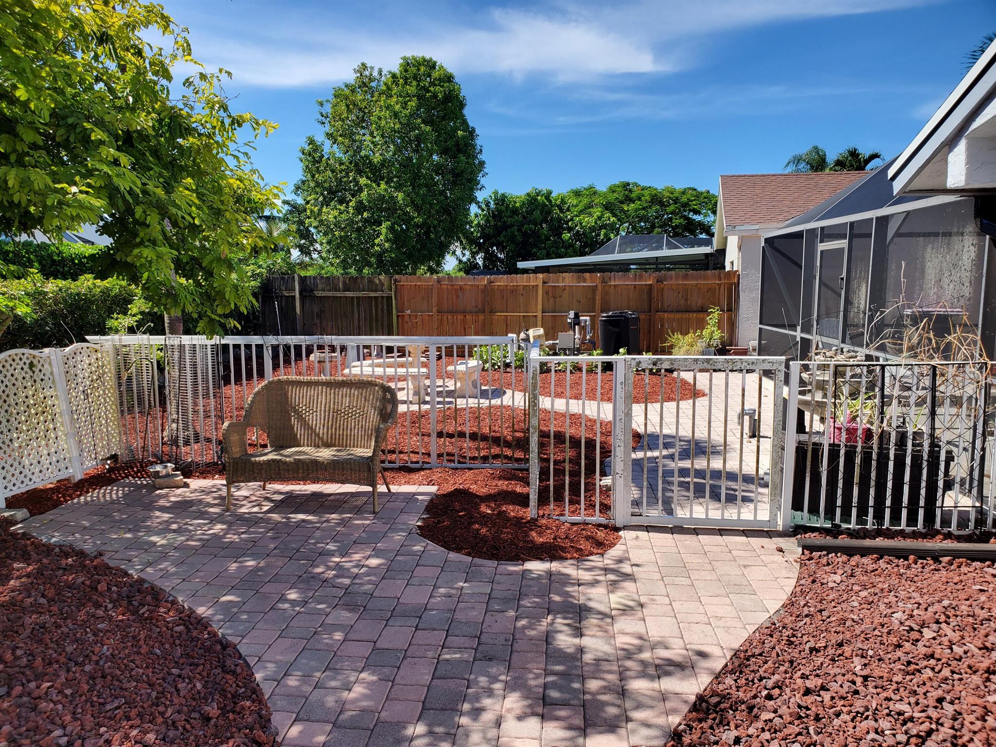 COUNTRY LANDING SEC 4 - Residential Lease