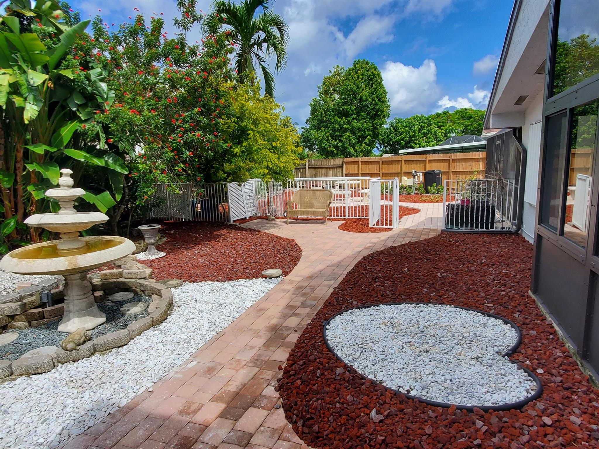 COUNTRY LANDING SEC 4 - Residential Lease