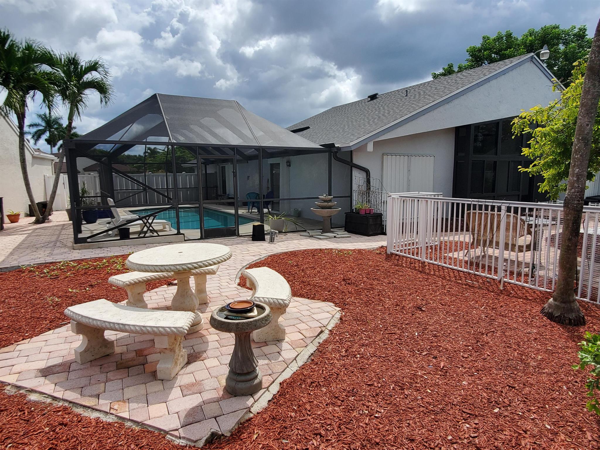 COUNTRY LANDING SEC 4 - Residential Lease