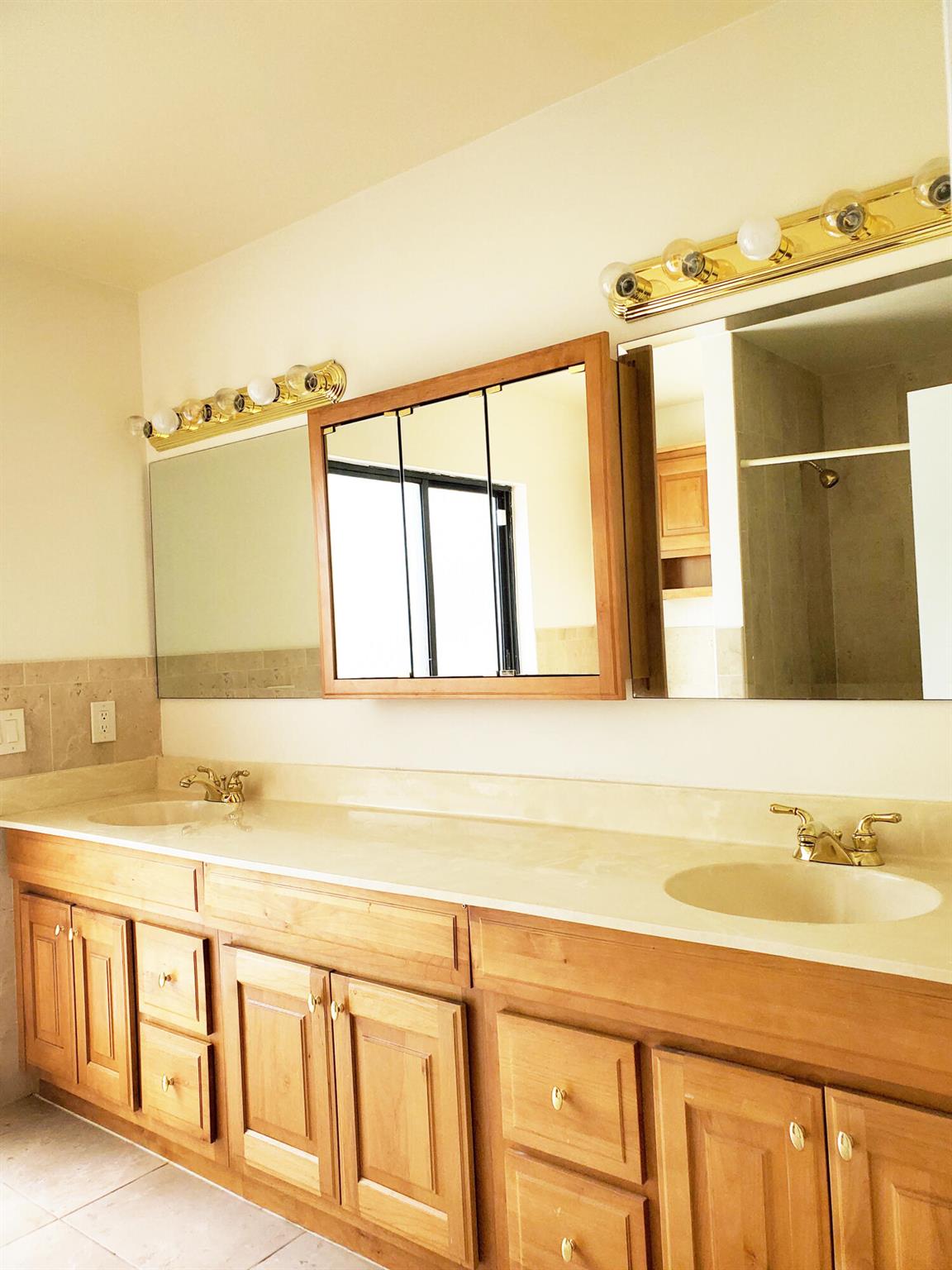 COUNTRY LANDING SEC 4 - Residential Lease