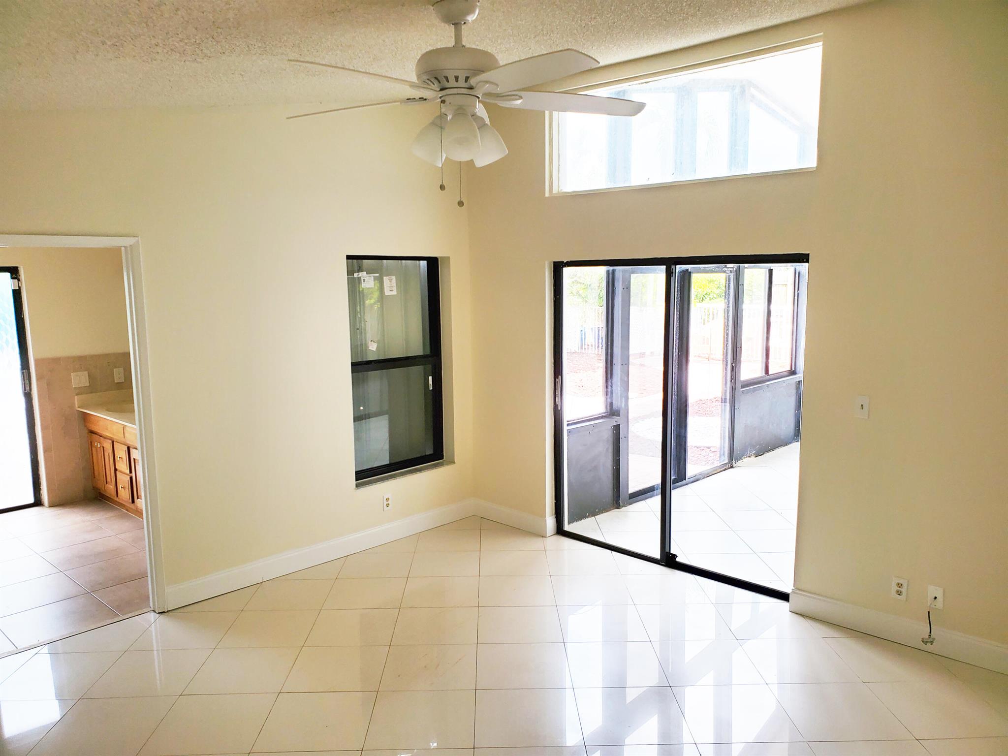 COUNTRY LANDING SEC 4 - Residential Lease