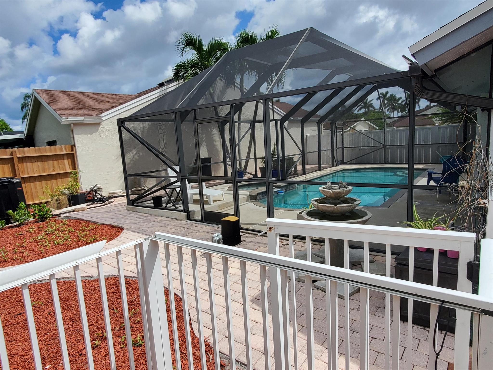 COUNTRY LANDING SEC 4 - Residential Lease