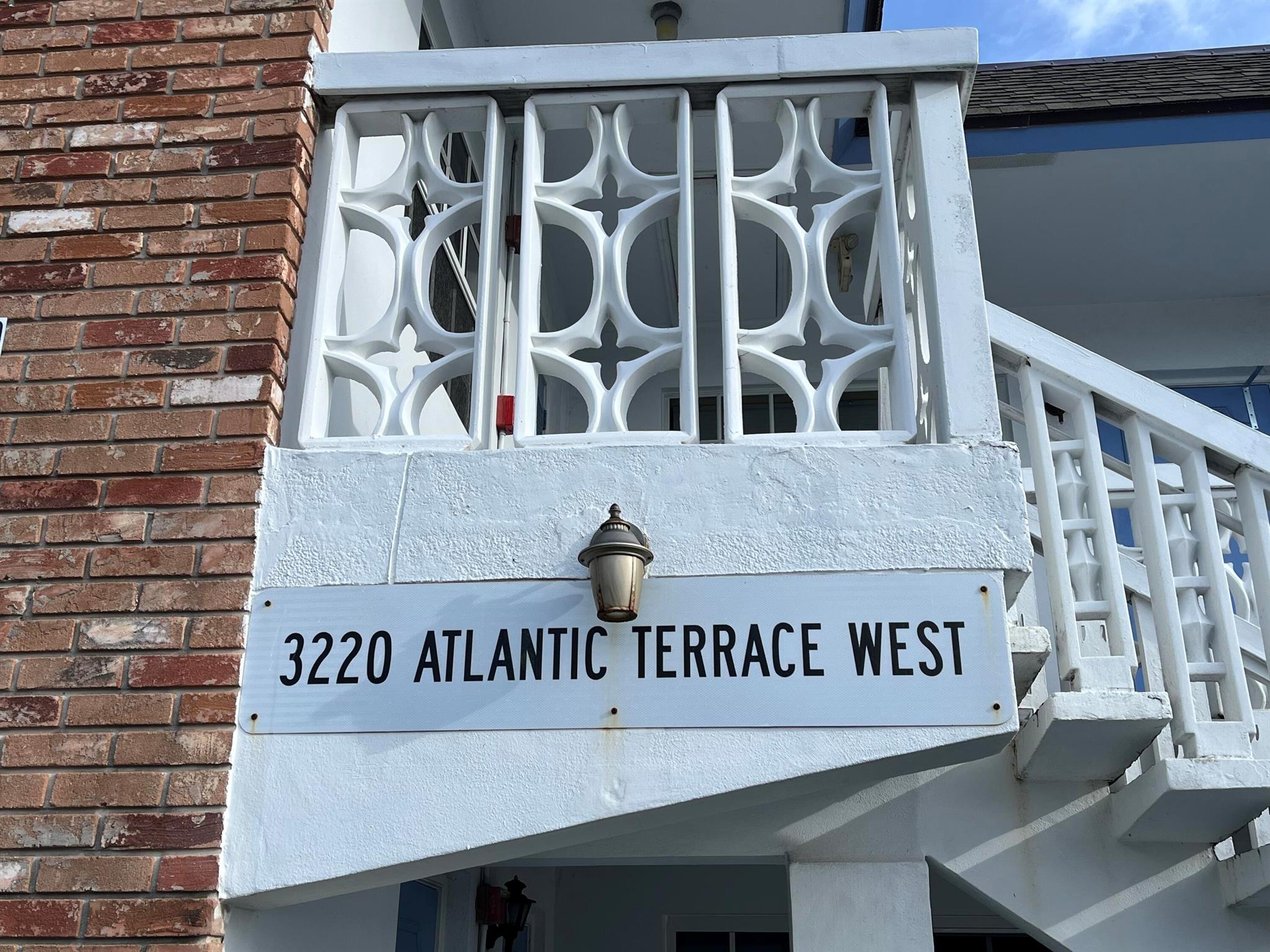 3220 NE 10th Street 4