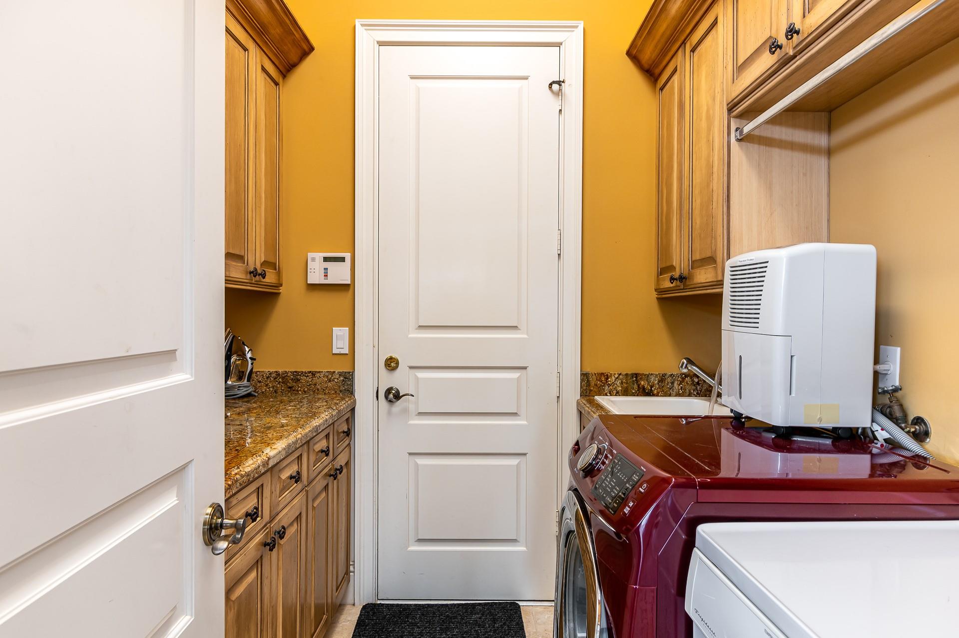 PELICAN HARBOR PHASE THREE - Residential Lease