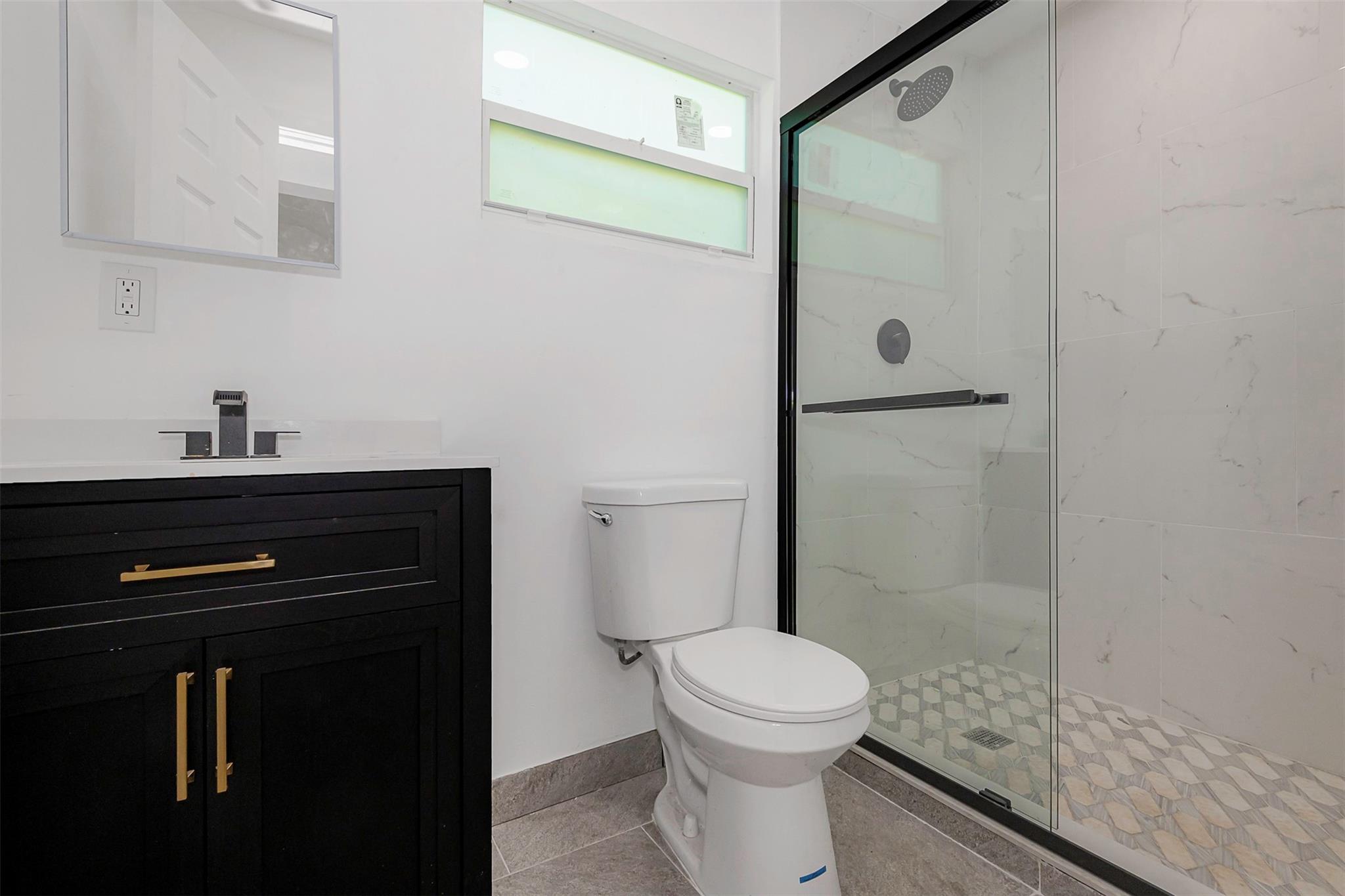 North Hollywood 4-1 B - Residential Income