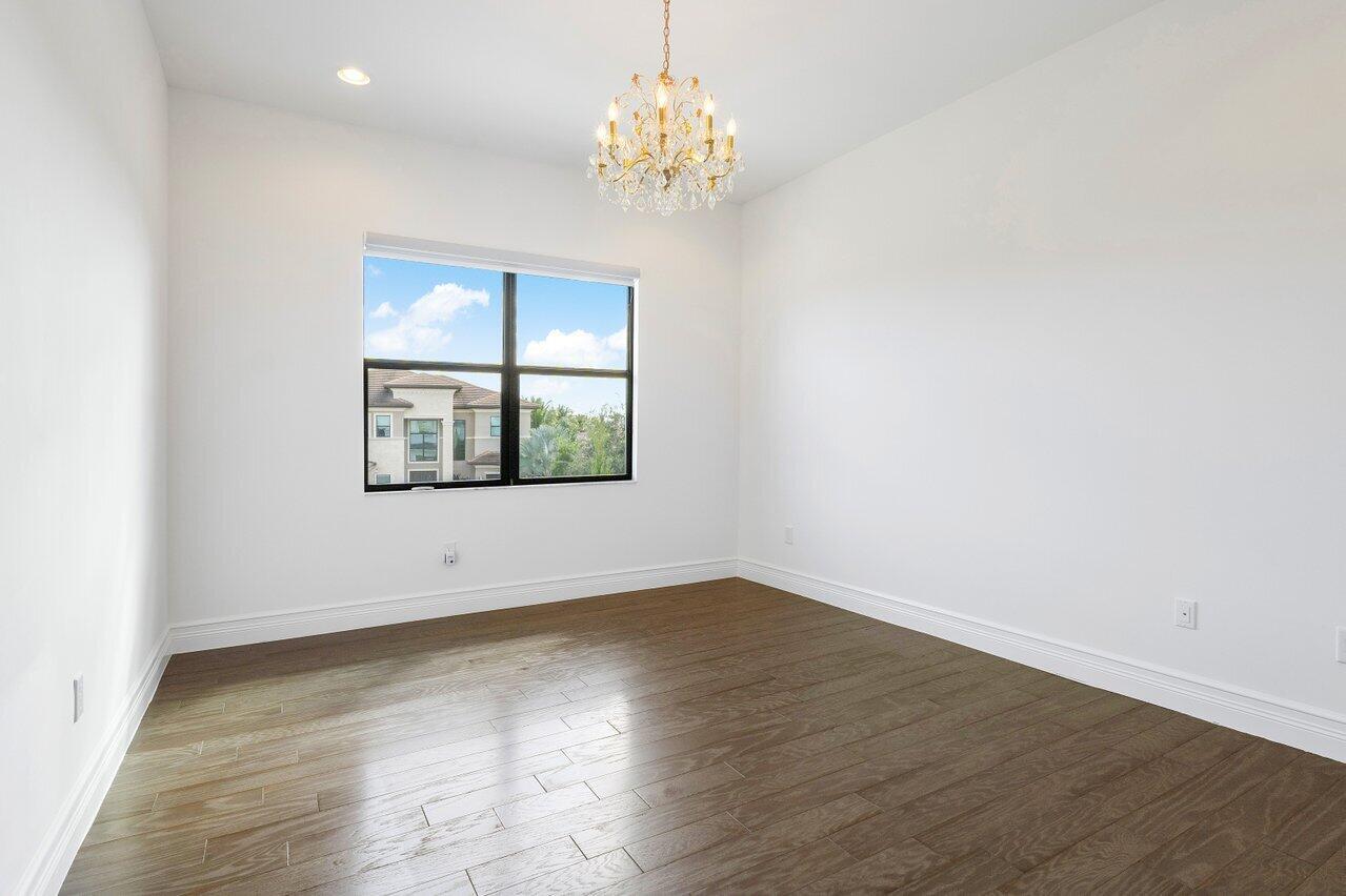 Seven Bridges - Residential