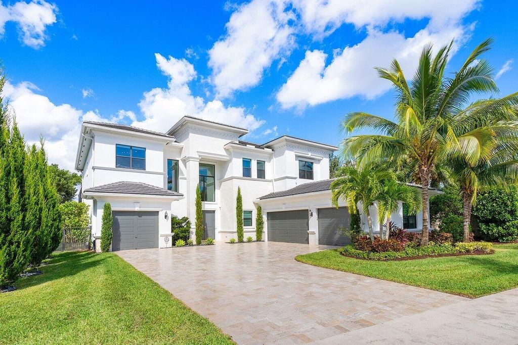 Photo of 9711 Rennes Lane, Delray Beach, FL 33446 (MLS # R10935587)