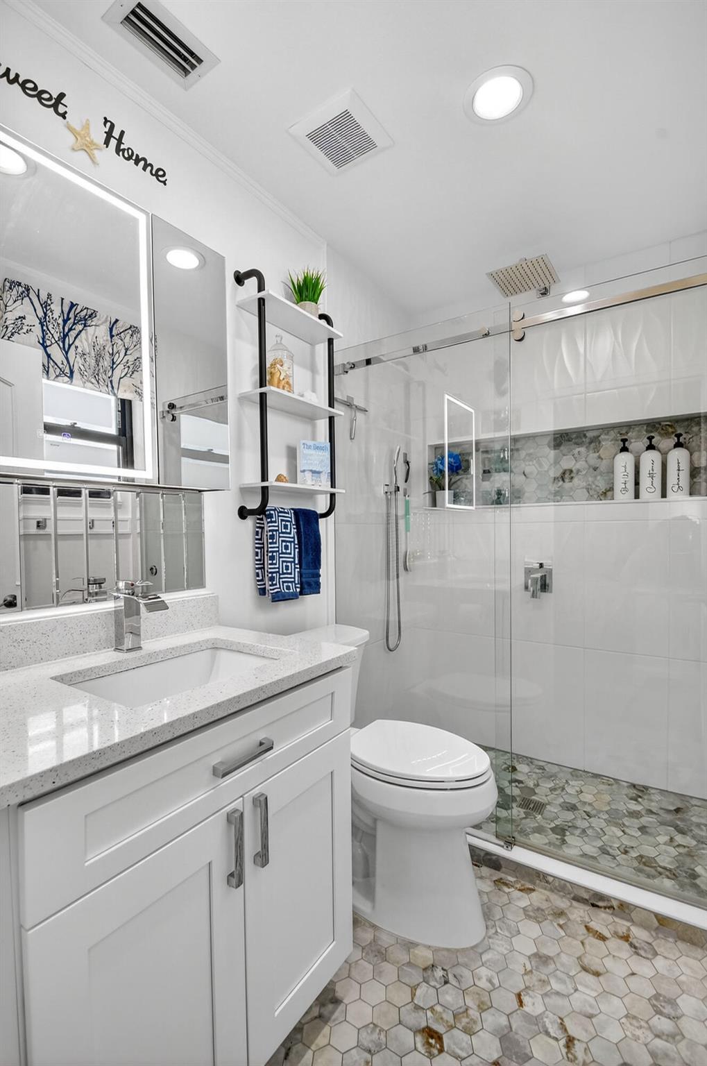 LUCERNE POINTE ONE,TWO,TH - Residential