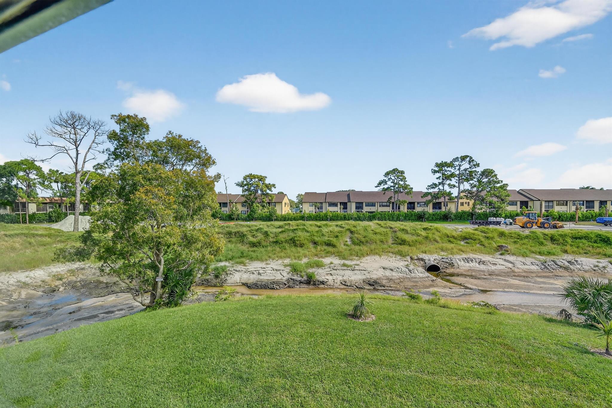 LUCERNE POINTE ONE,TWO,TH - Residential