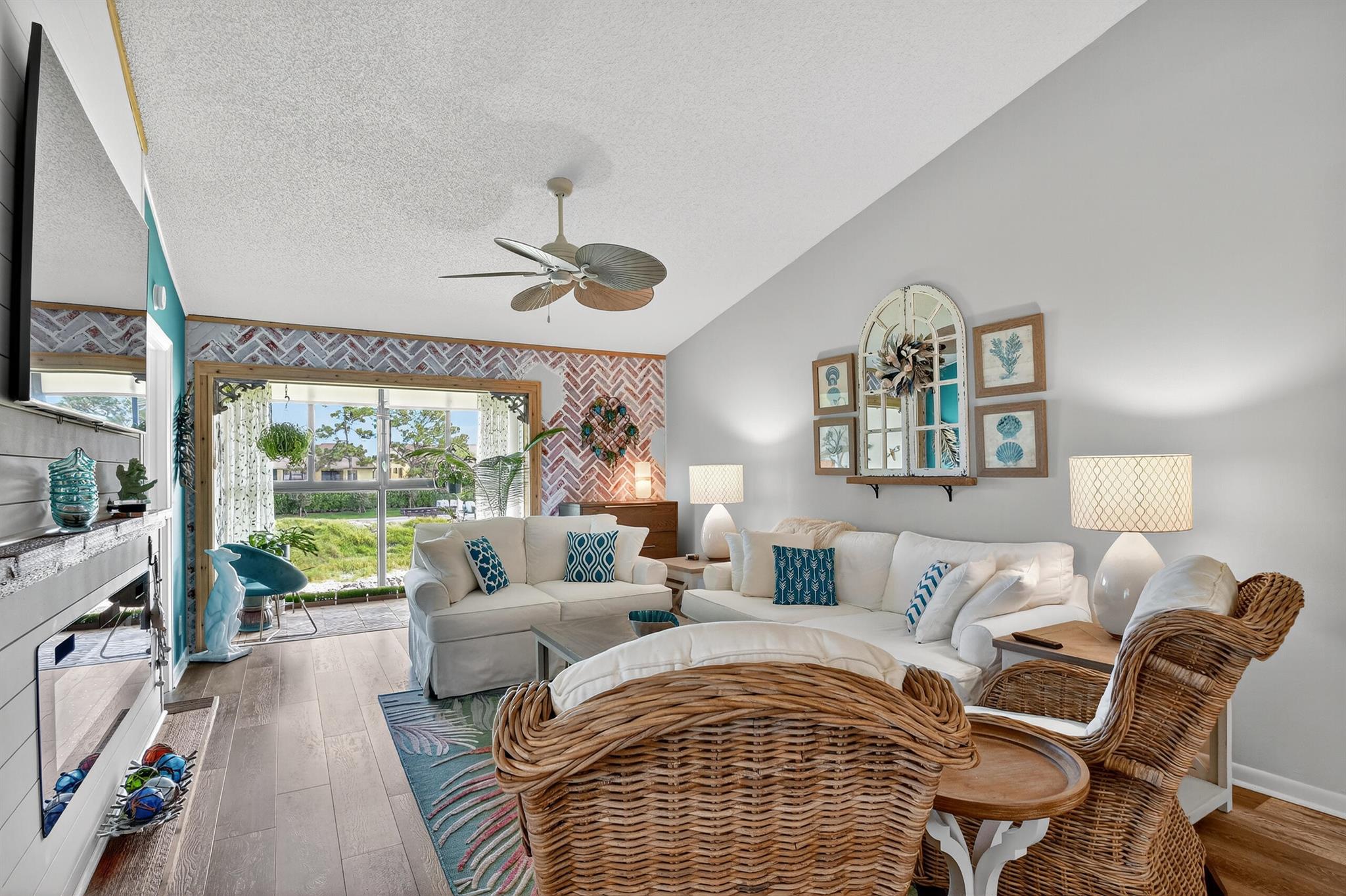 LUCERNE POINTE ONE,TWO,TH - Residential