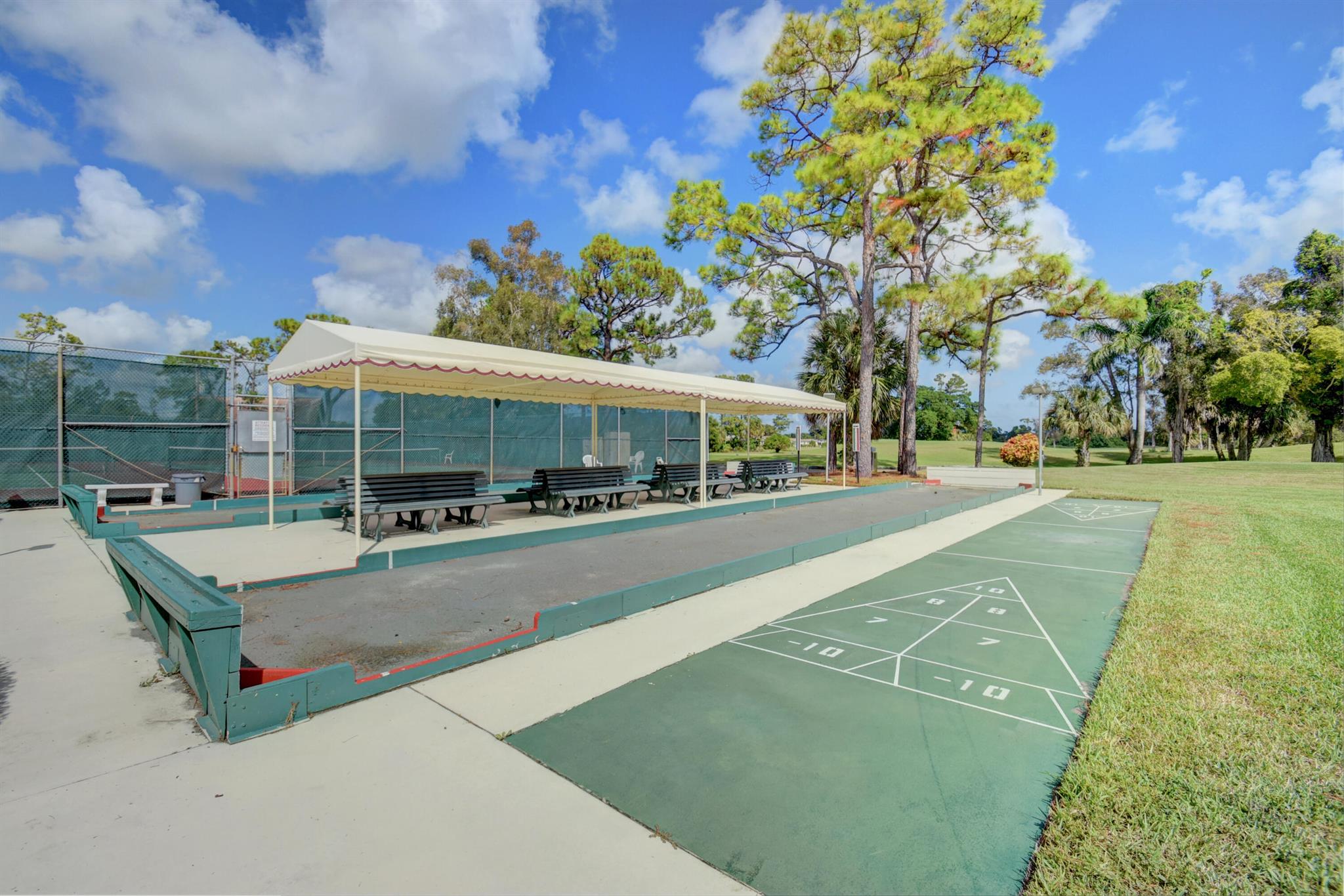 LUCERNE POINTE ONE,TWO,TH - Residential