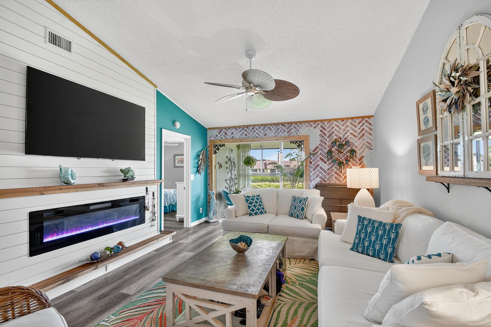 LUCERNE POINTE ONE,TWO,TH - Residential