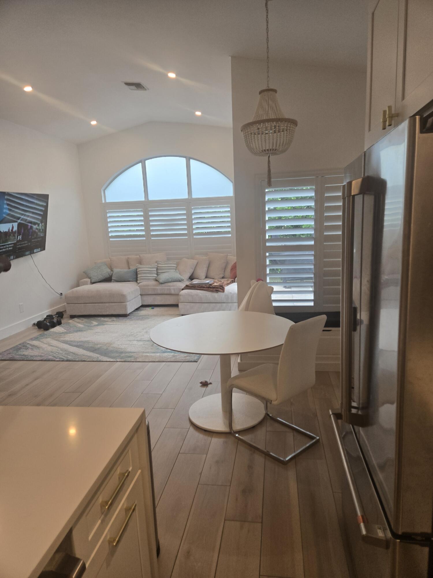 KENSINGTON SOUTH - Residential