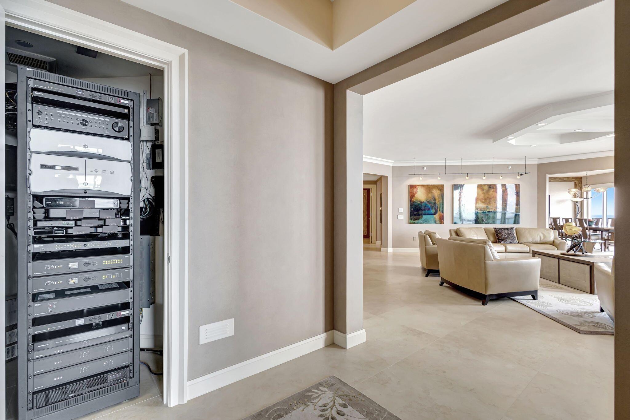 2700 NORTH OCEAN CONDO - Residential