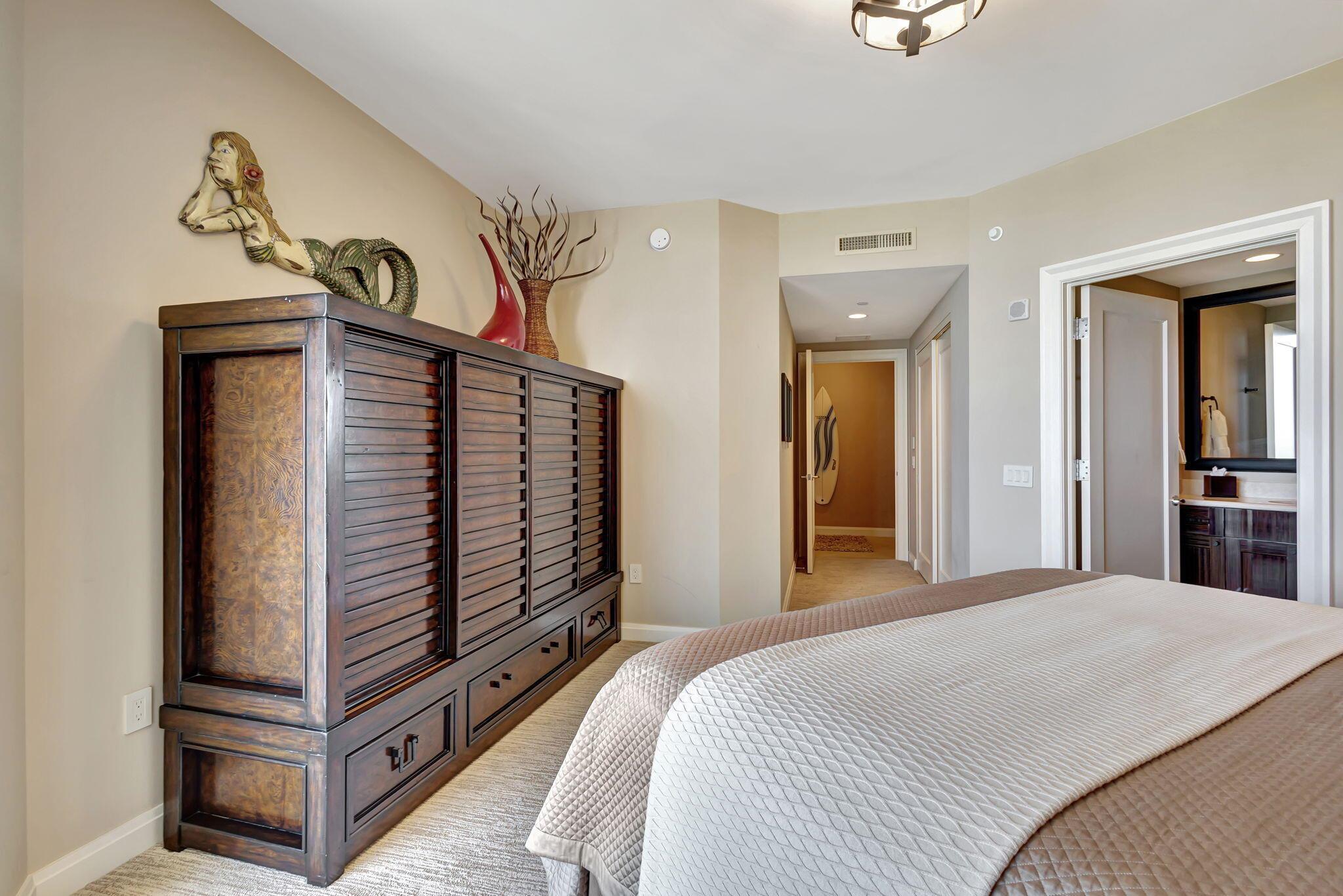 2700 NORTH OCEAN CONDO - Residential