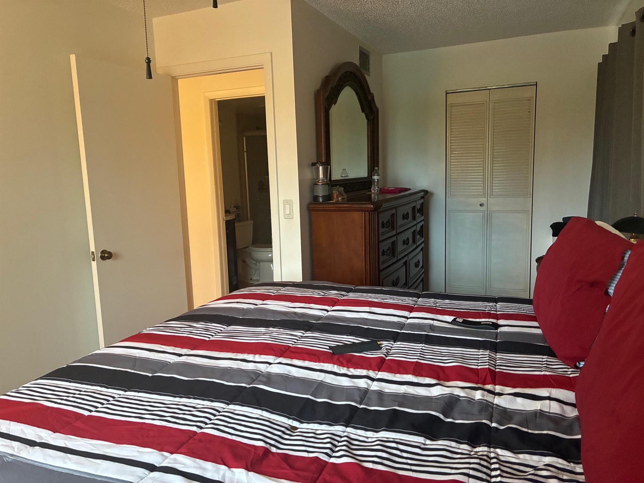 PINE RIDGE SOUTH III COND - Residential