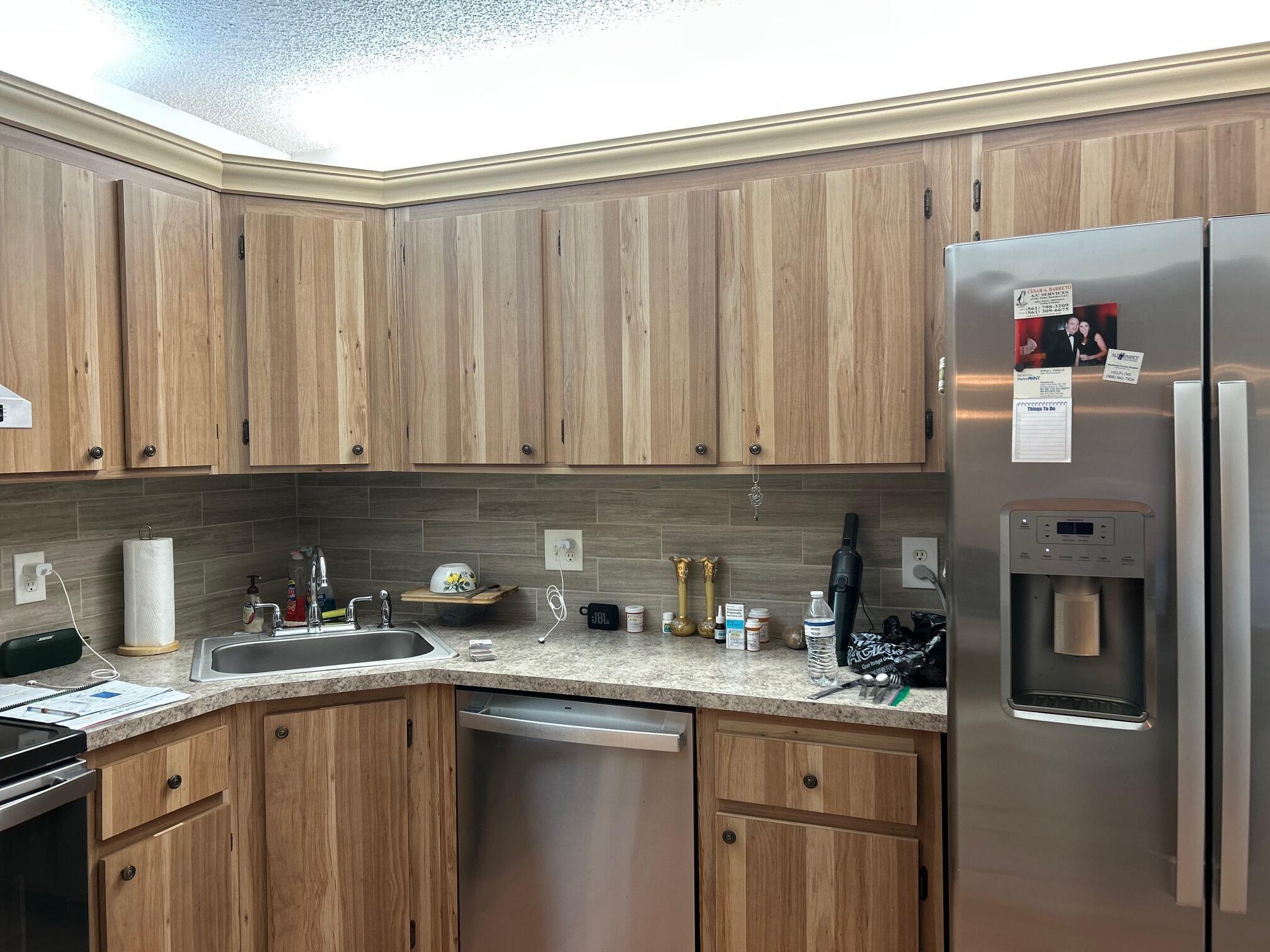 PINE RIDGE SOUTH III COND - Residential