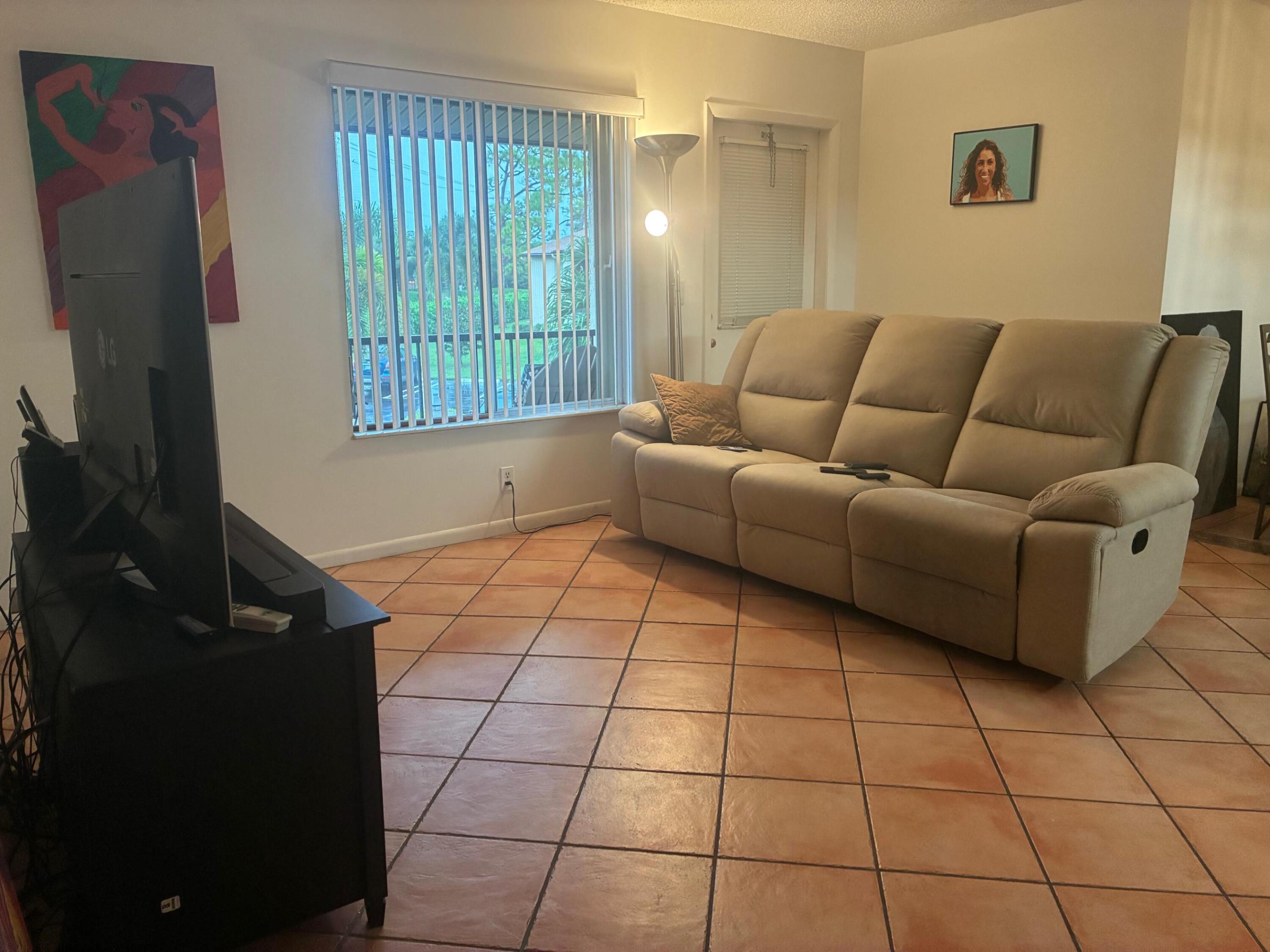 PINE RIDGE SOUTH III CONDO - Residential