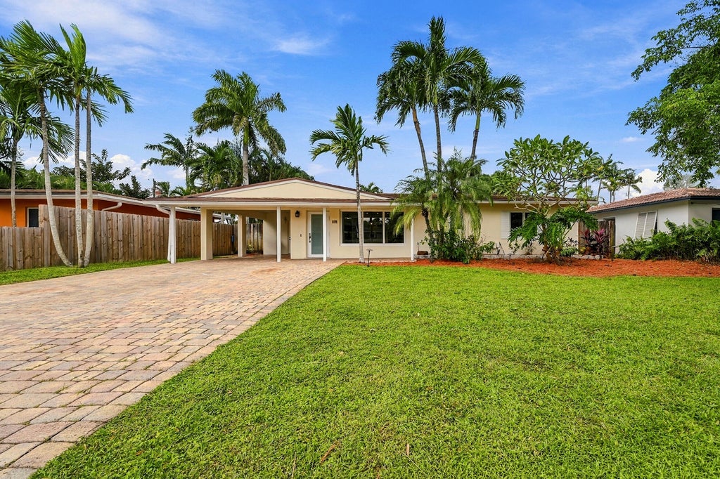 Photo of 617 NW 28TH Court, Wilton Manors, FL 33311 (MLS # B26090560)