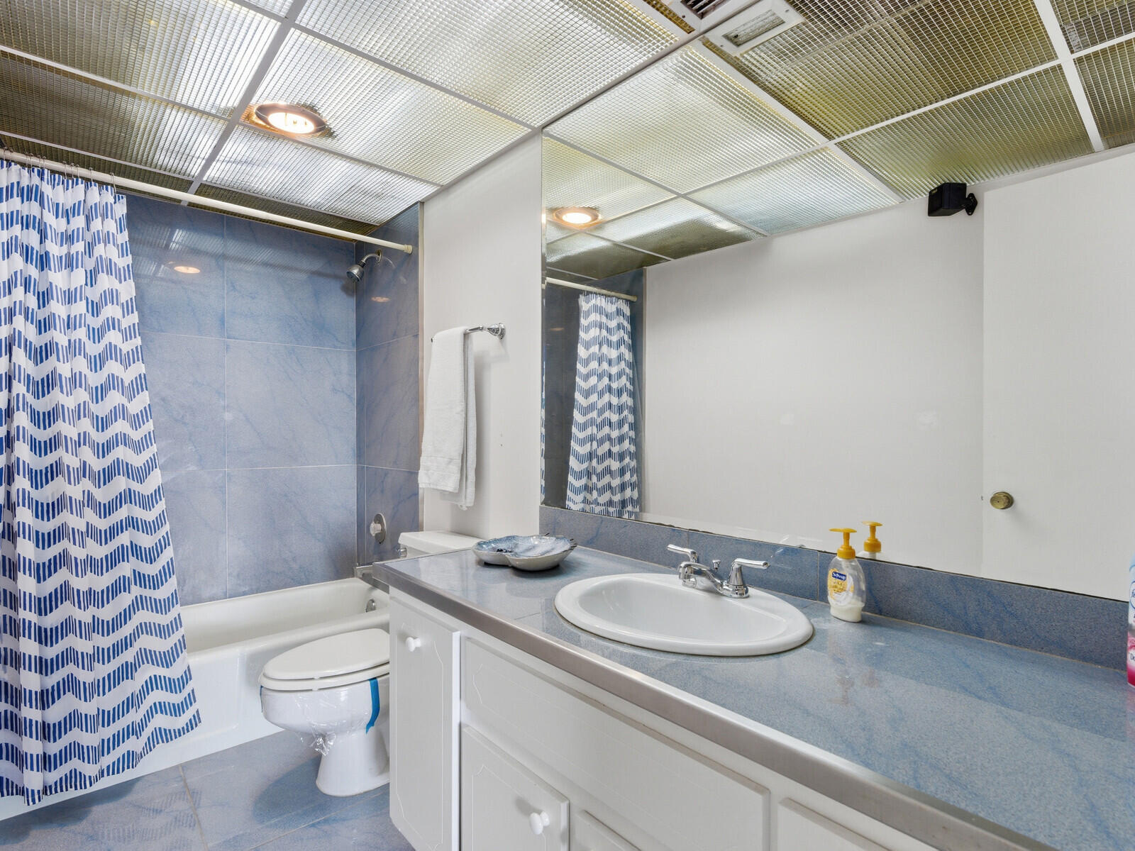 GOLDEN HORN SOUTH CONDO - Residential