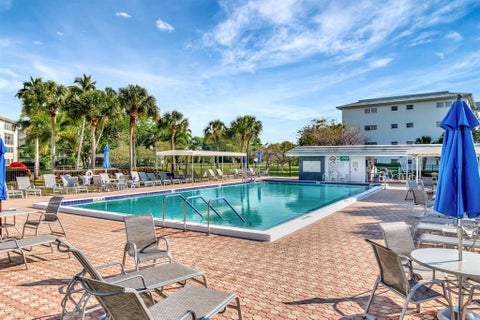 Tiny photo for 2901 VICTORIA Circle #F2, Coconut Creek, FL 33066 (MLS # B26052085)