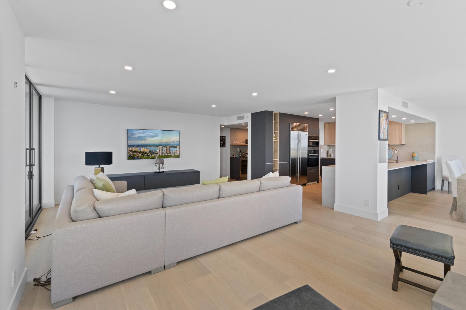 OLD PORT COVE COVE TOWER - Residential Lease