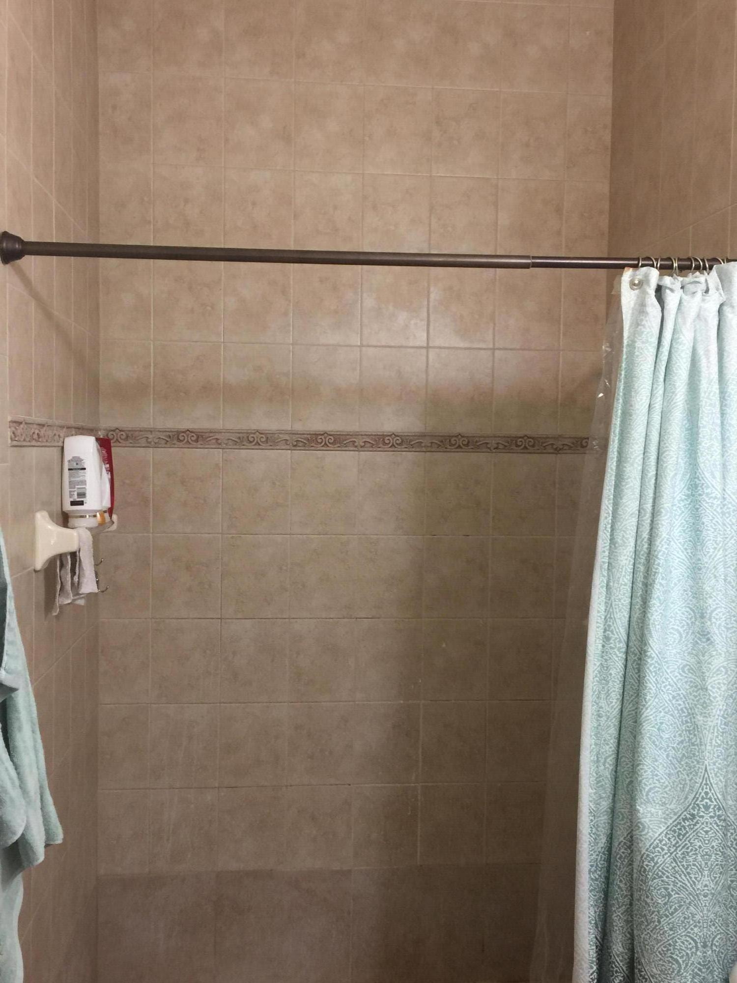 LEGENDS AT THE GARDENS CONDO - Residential Lease