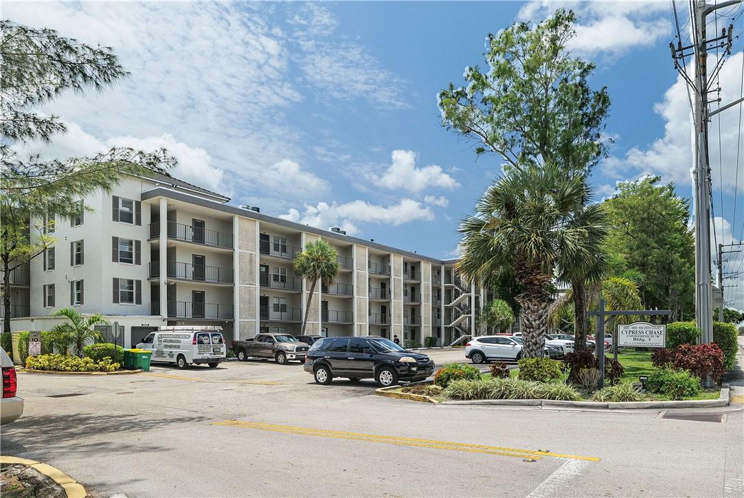 CYPRESS CHASE 3 CONDO - Residential