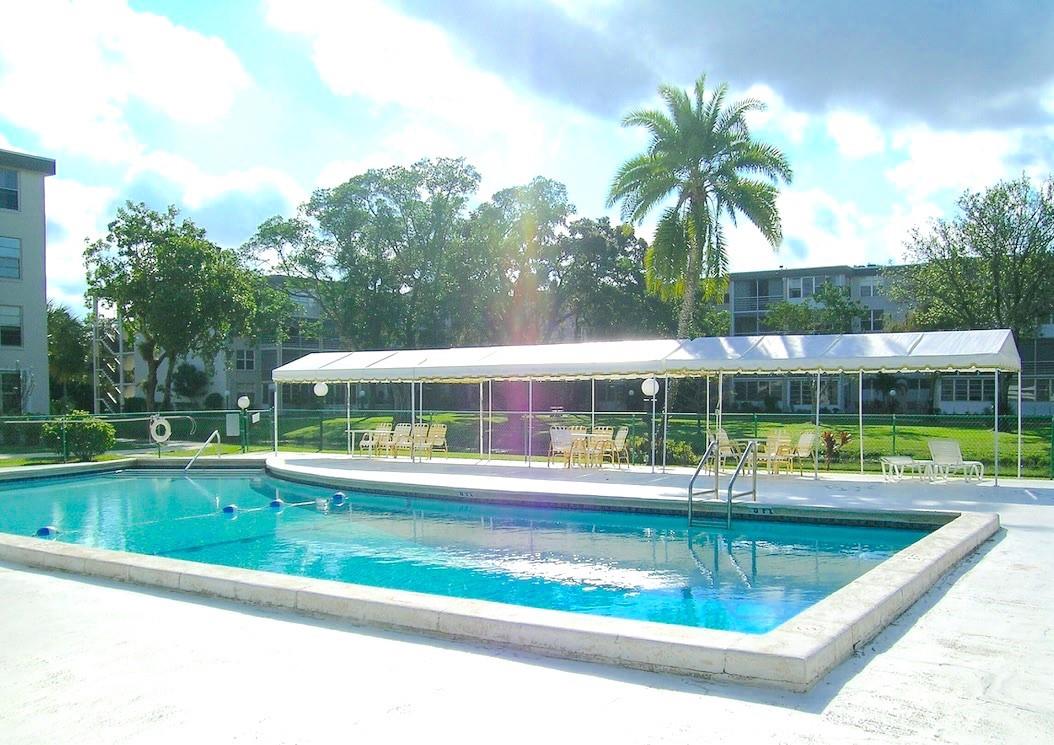 CYPRESS CHASE 3 CONDO - Residential
