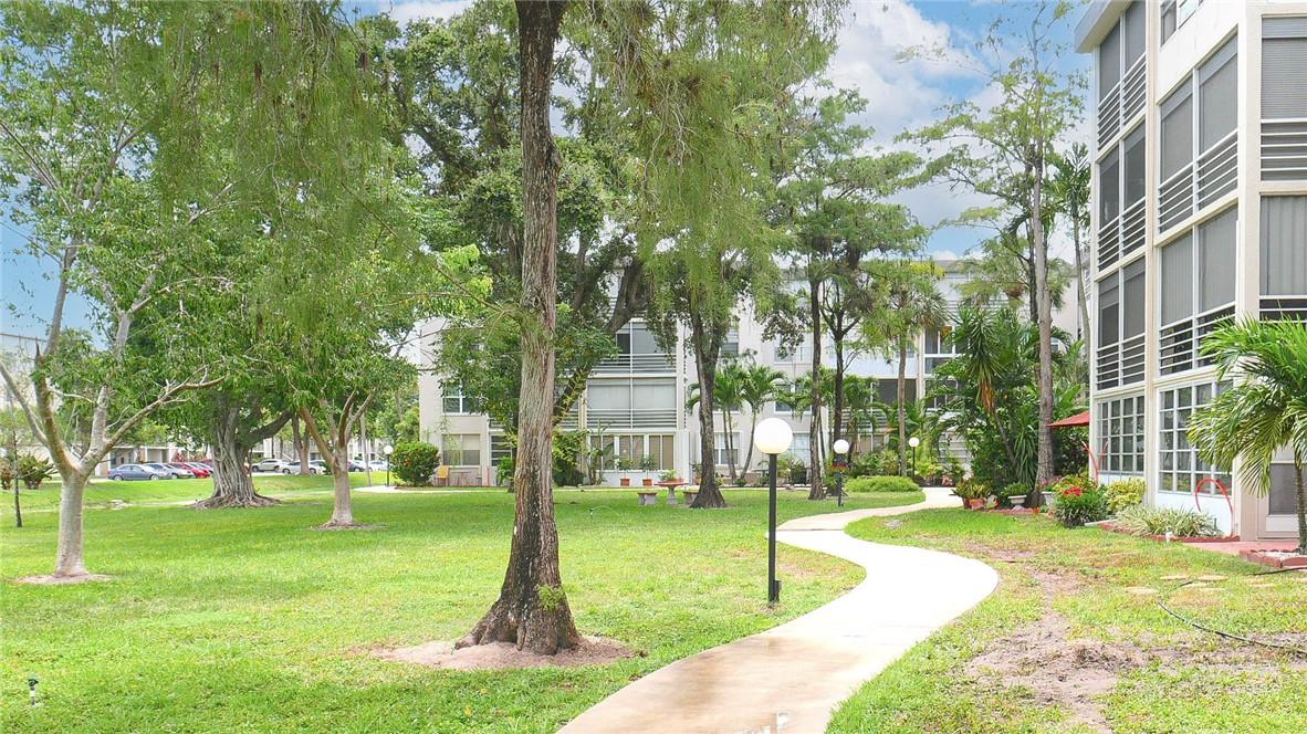 CYPRESS CHASE 3 CONDO - Residential