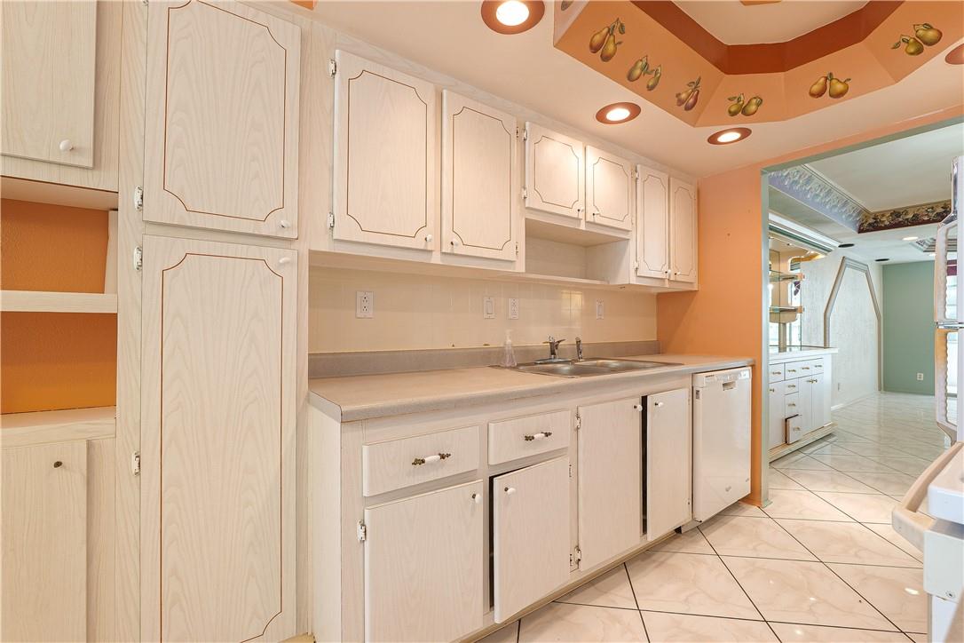 CYPRESS CHASE 3 CONDO - Residential