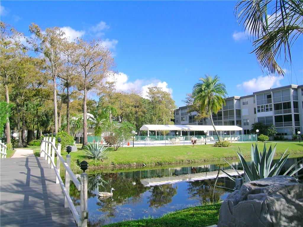 CYPRESS CHASE 3 CONDO - Residential