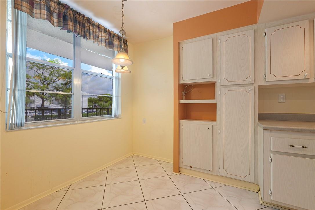 CYPRESS CHASE 3 CONDO - Residential