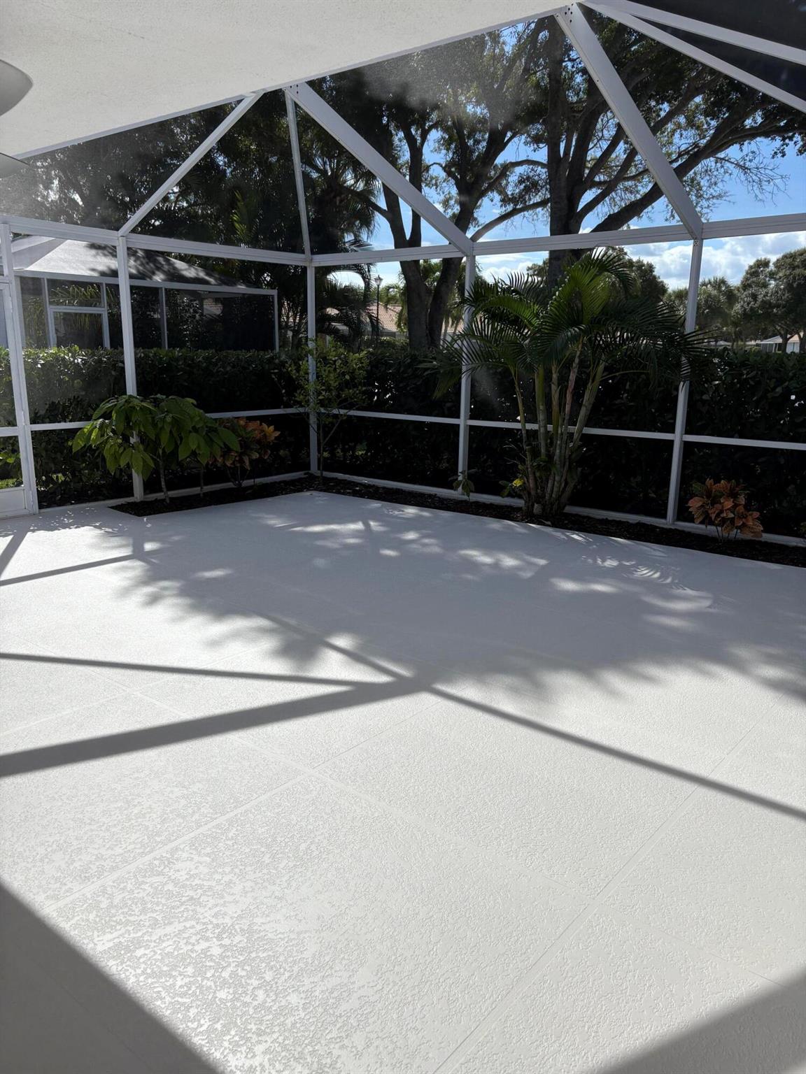 OAKS-SUNTERRACE 4 - Residential Lease