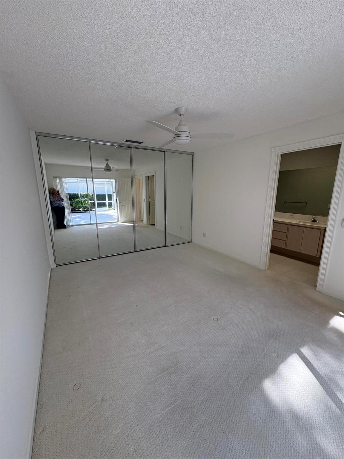 OAKS-SUNTERRACE 4 - Residential Lease