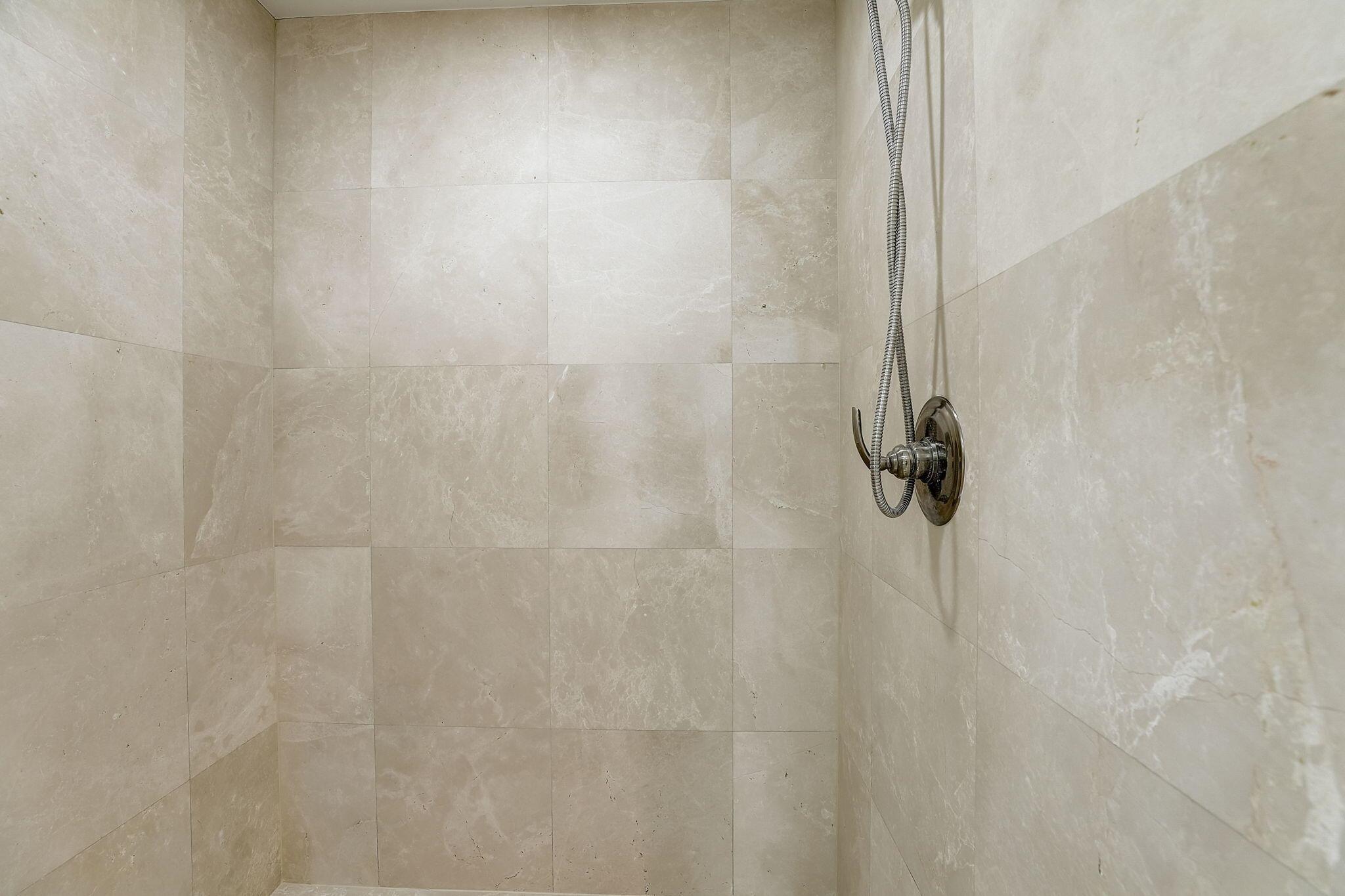 MARINA GRANDE RIVIERA BEA - Residential Lease