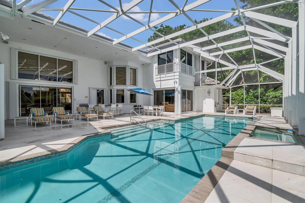 ENCANTADA - Residential