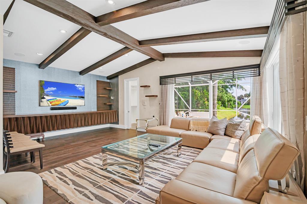 ENCANTADA - Residential