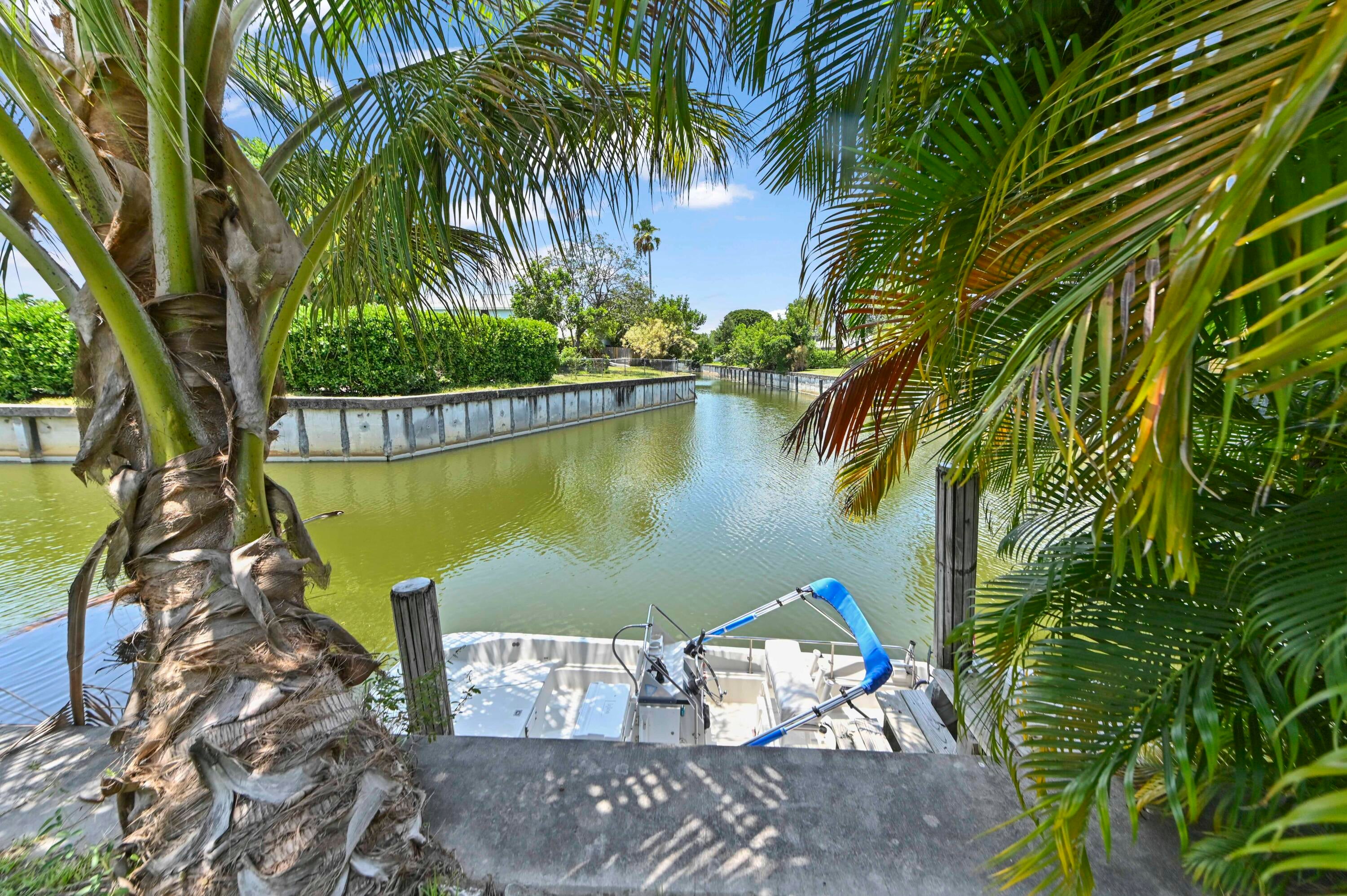 1200 NW 18th Avenue