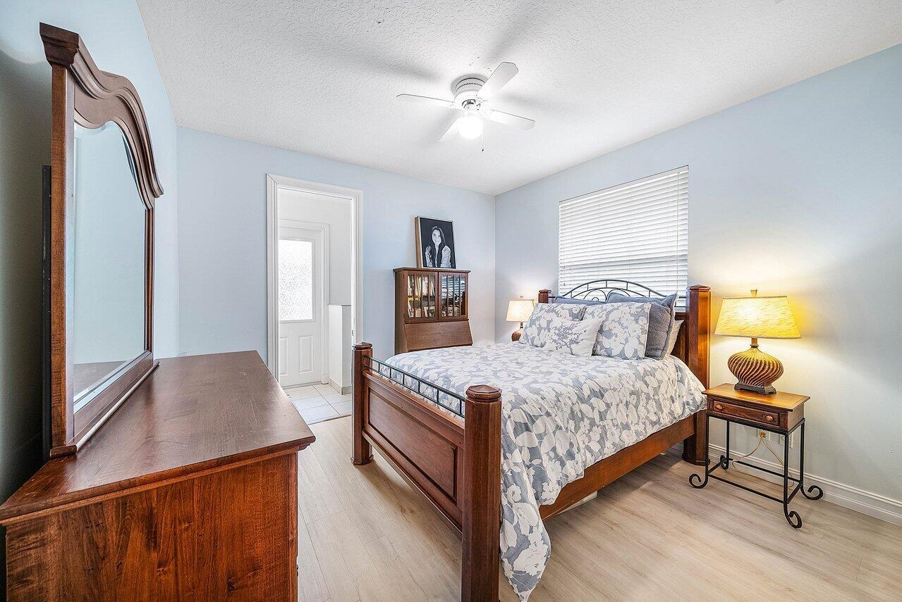 Whispering Oaks - Residential