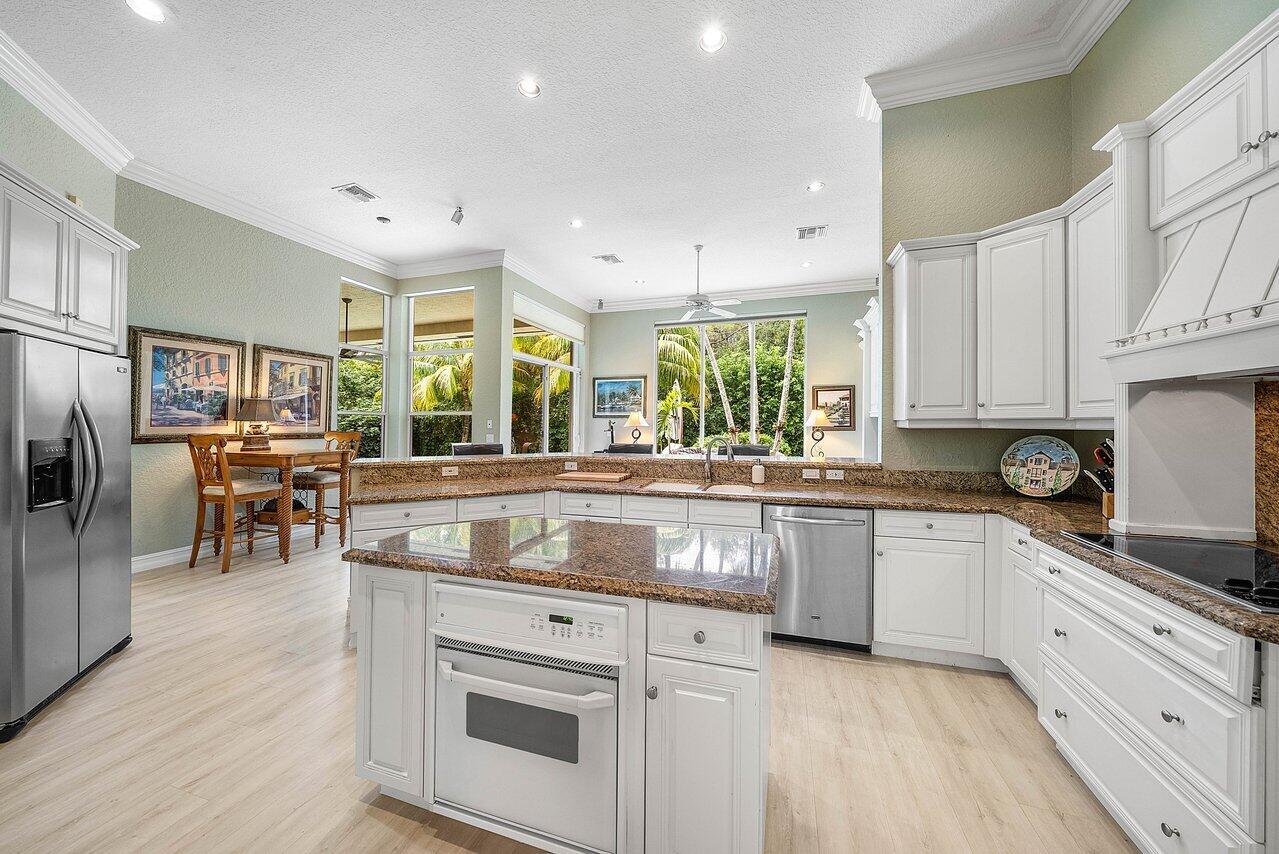 Whispering Oaks - Residential